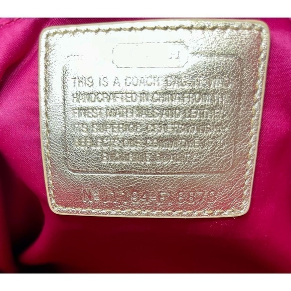 Coach F18870 Laura Signature Secret Admirer Tote & Matching Large Wristlet - Picture 12 of 13